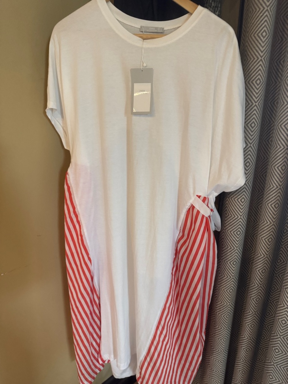 Zara Cream/Tan Top with Retail Hang Tag